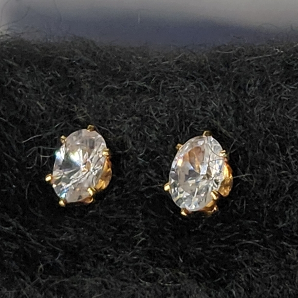 Womens Oval Diamond Gold Studded Earrings - Picture 1 of 5